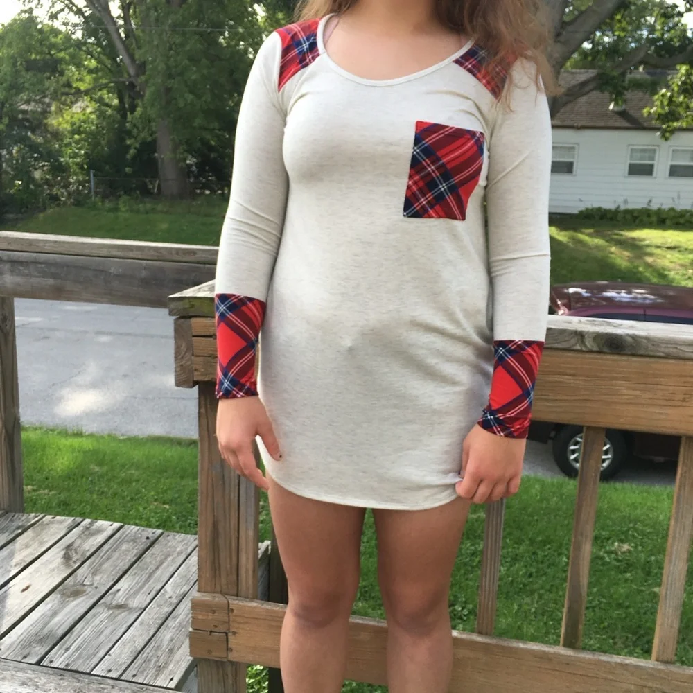 - Red Plaid Colorblock Pocket Tunic! NEW!